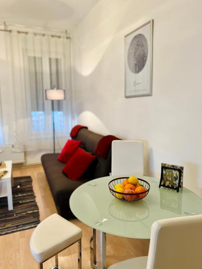 Appartamento The Downtown Pearl Zagabria Esterno foto